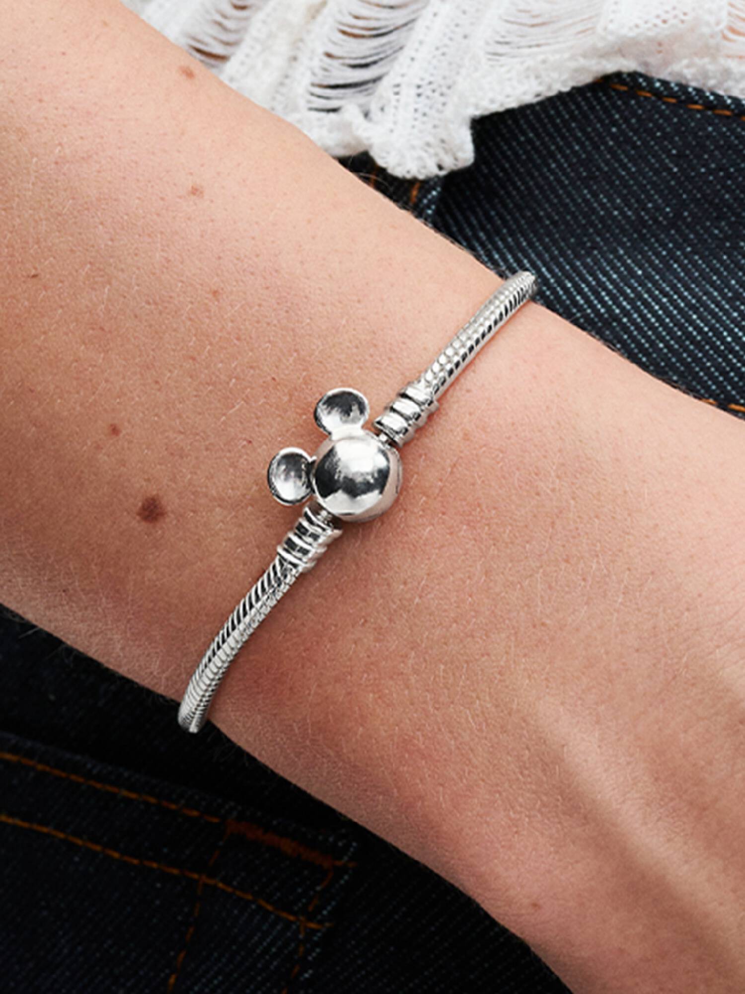 Brățară tip lanț clasic Moments cu închizătoare Disney Mickey Mouse