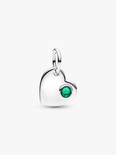 Talisman de tip pandantiv cu inimă inscripționabilă și piatră de culoarea verde, reprezentativ pentru luna mai