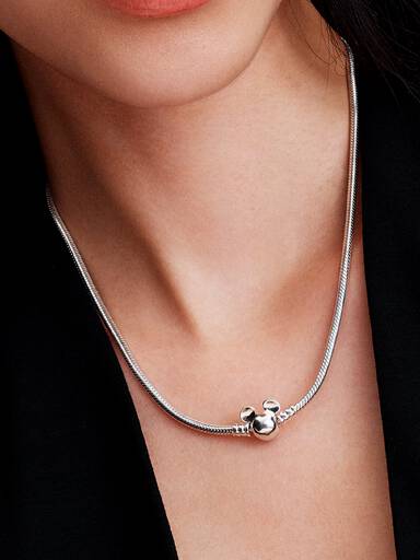Colier cu Mickey Mouse de la Disney